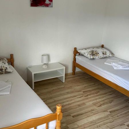 דירות Prozor Apartman Malekin מראה חיצוני תמונה